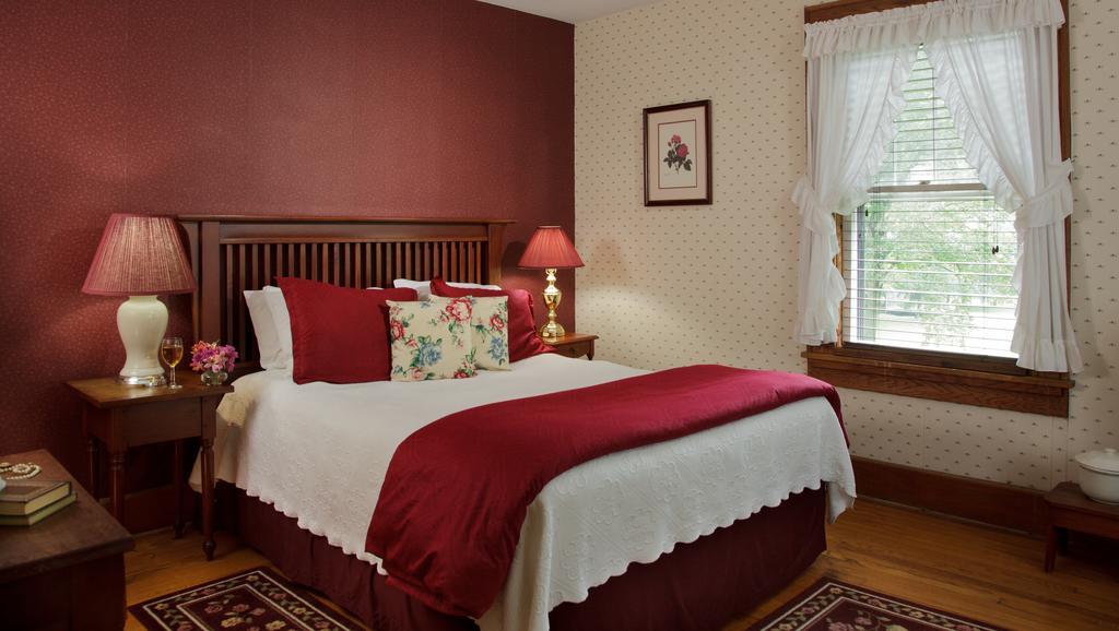 The White Oak Inn Zuck Zewnętrze zdjęcie